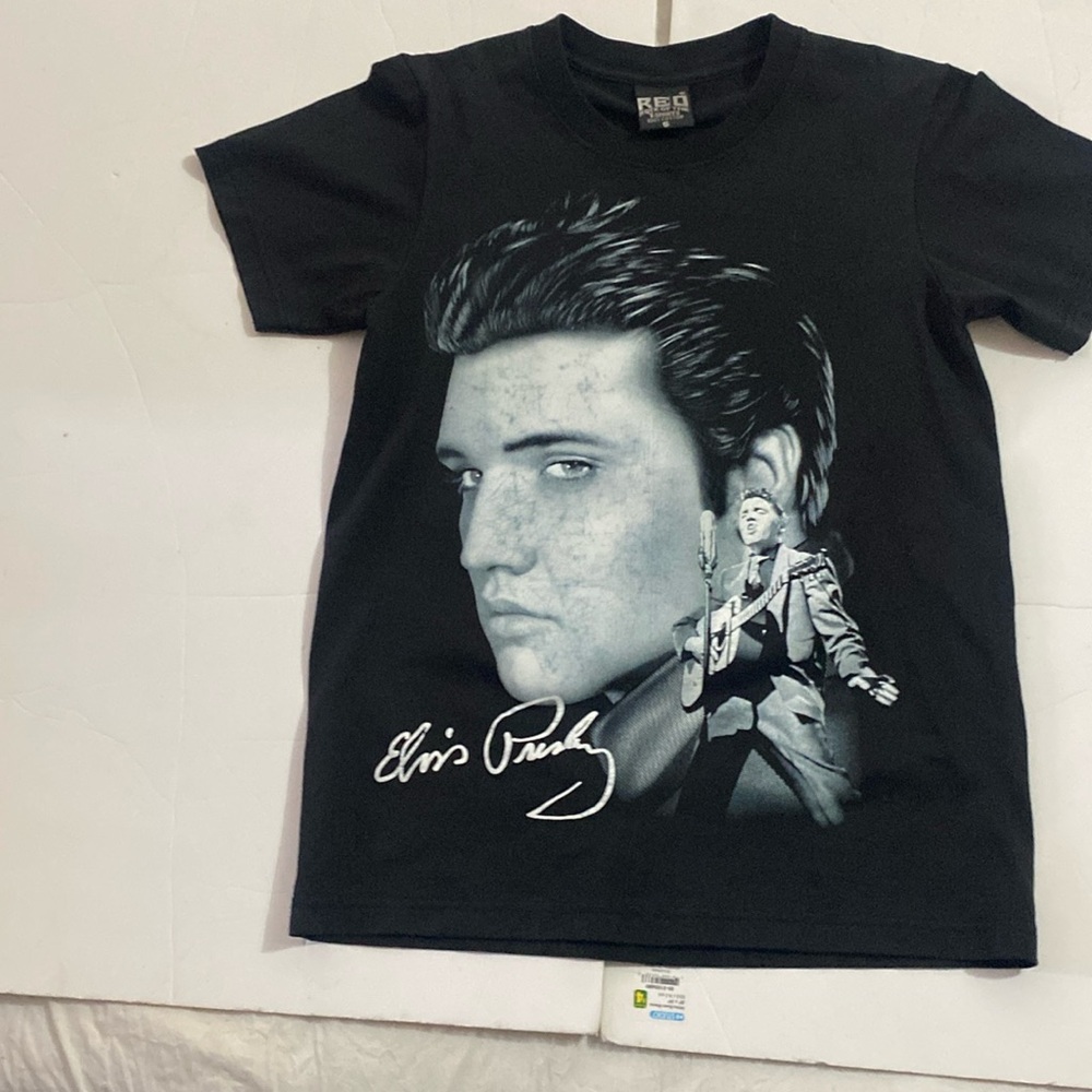 Very Nice Elvis T-Shirt
